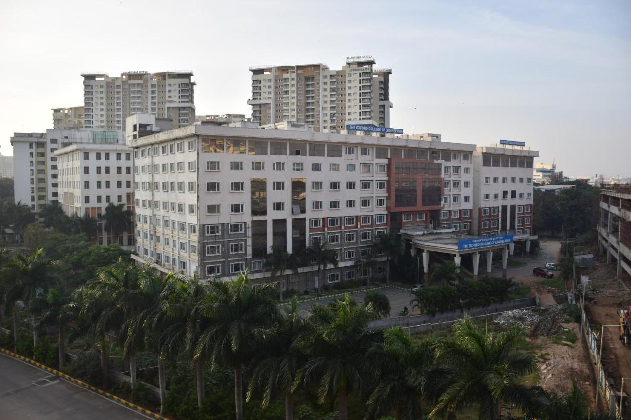 Ibis Bengaluru Hosur Road - An Accor Brand Otel Dış mekan fotoğraf