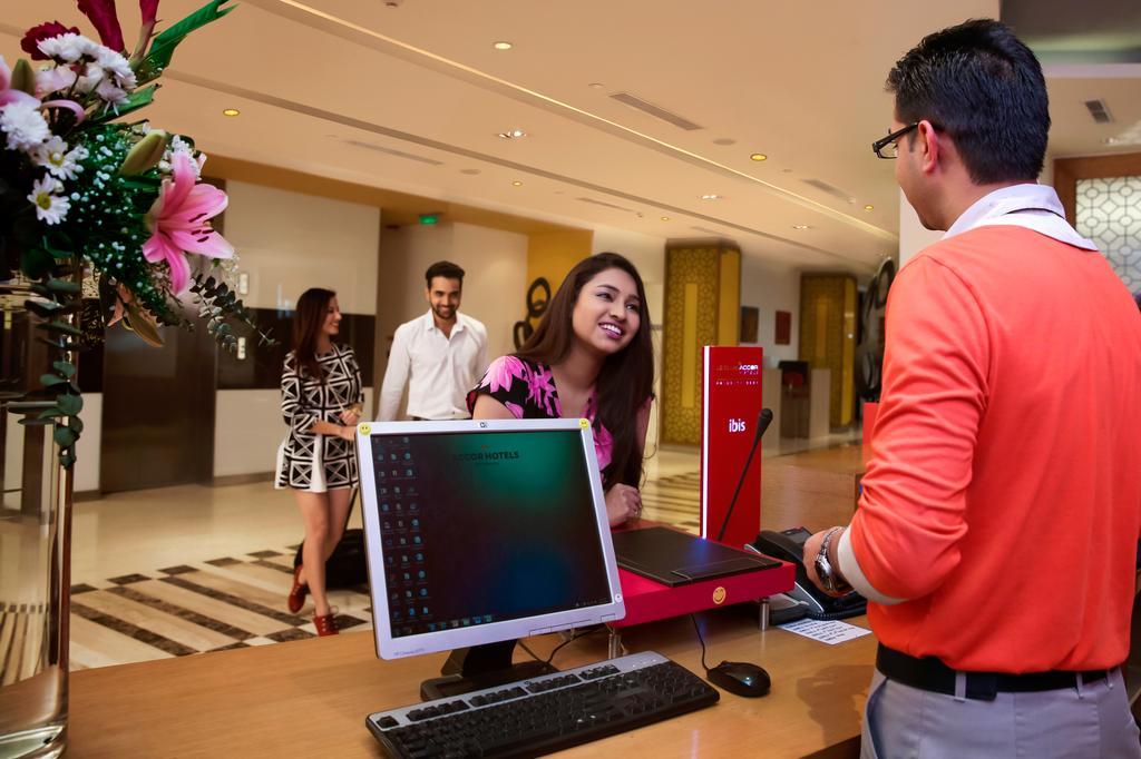 Ibis Bengaluru Hosur Road - An Accor Brand Otel Dış mekan fotoğraf